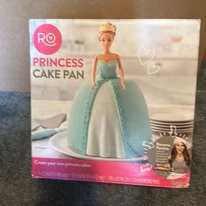 Used princess cake pan